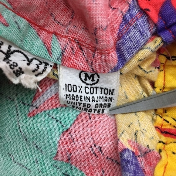 VINTAGE Shorts Ultra High Paper Bag Waist Animals Safari Jungle Tropical Medium - Picture 8 of 9